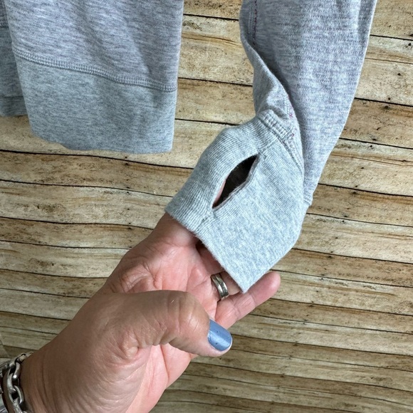 LULULEMON Cowl Neck Reversible Gray Pullover Sweatshirt Women's Size Small - Picture 6 of 6